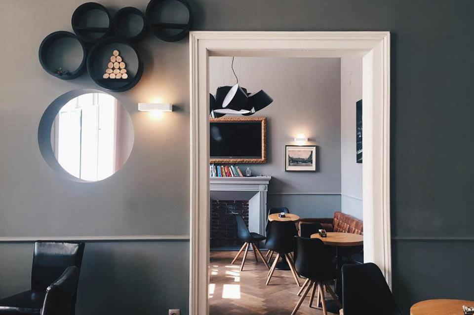 Fine Two Bedroom Trdinova Apartment ลูบลิยานา ภายนอก รูปภาพ