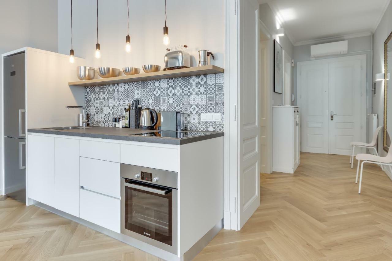 Fine Two Bedroom Trdinova Apartment ลูบลิยานา ภายนอก รูปภาพ
